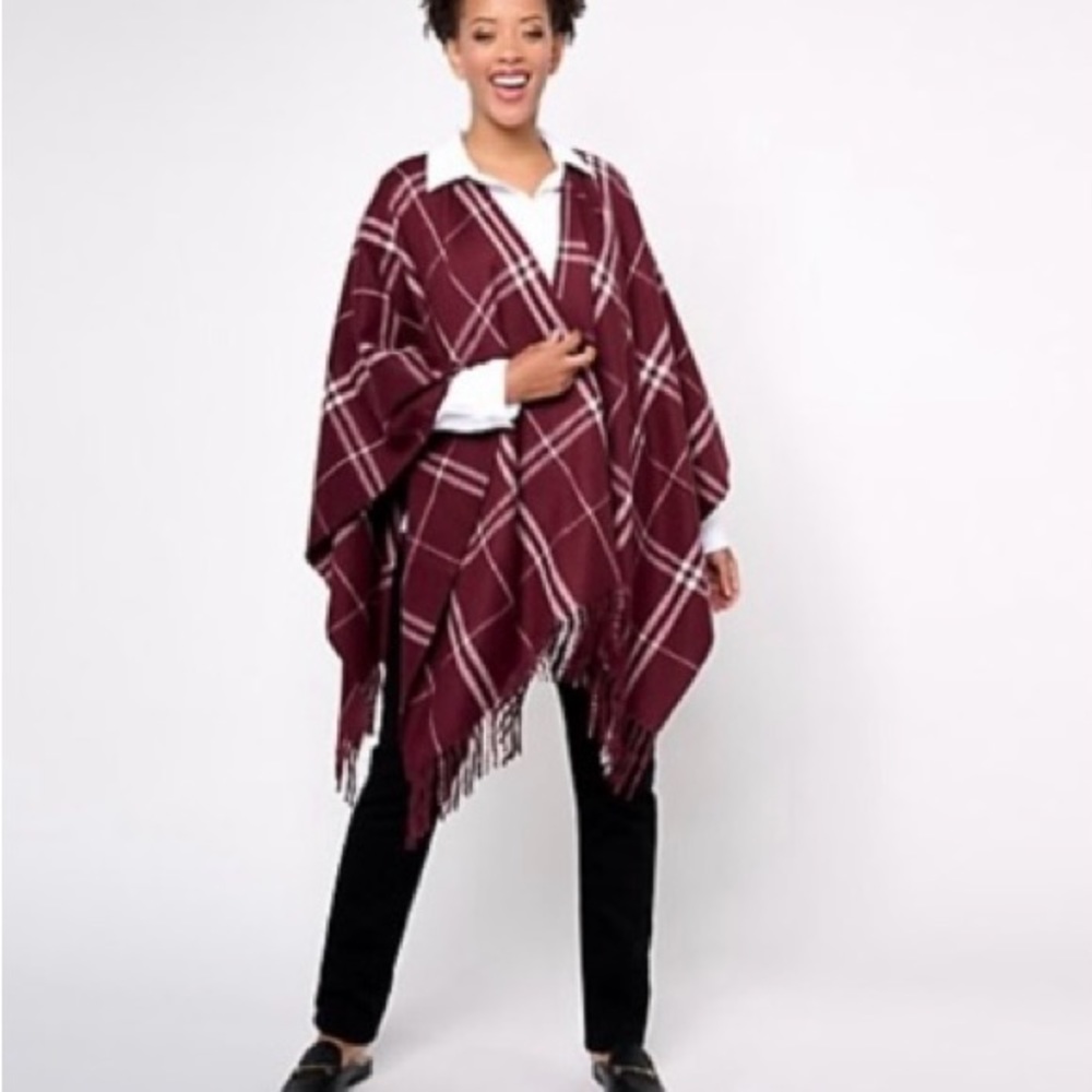 Belle by Kim Gravel Black & Gray Animal Print Wrap/Scarf